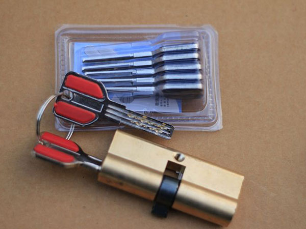 下花园24小时上门开锁公司